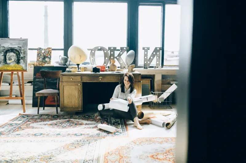 How to Prepare for a Relaxed Studio Portrait Session